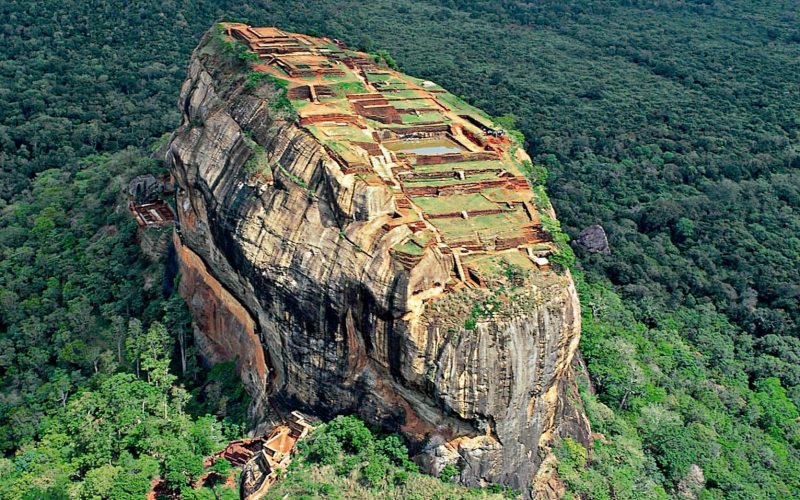 Sigiriya Rock Fortress-tour to Kandy