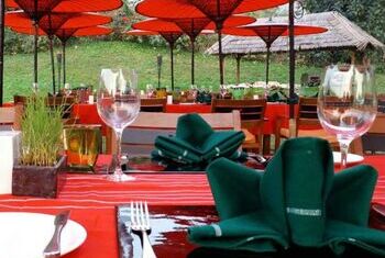 Villa Inle Resort & Spa outdoor eating