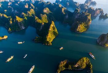 8 Amazing Cruises to Discover Halong Bay in Different Ways