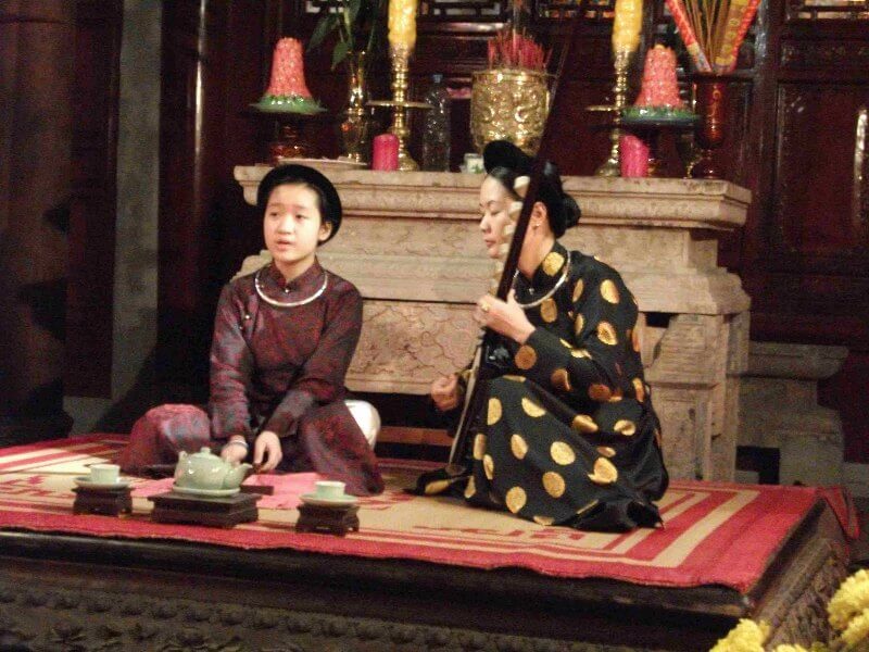 Ca Tru – A Form Of Original Traditional Music Of Vietnam