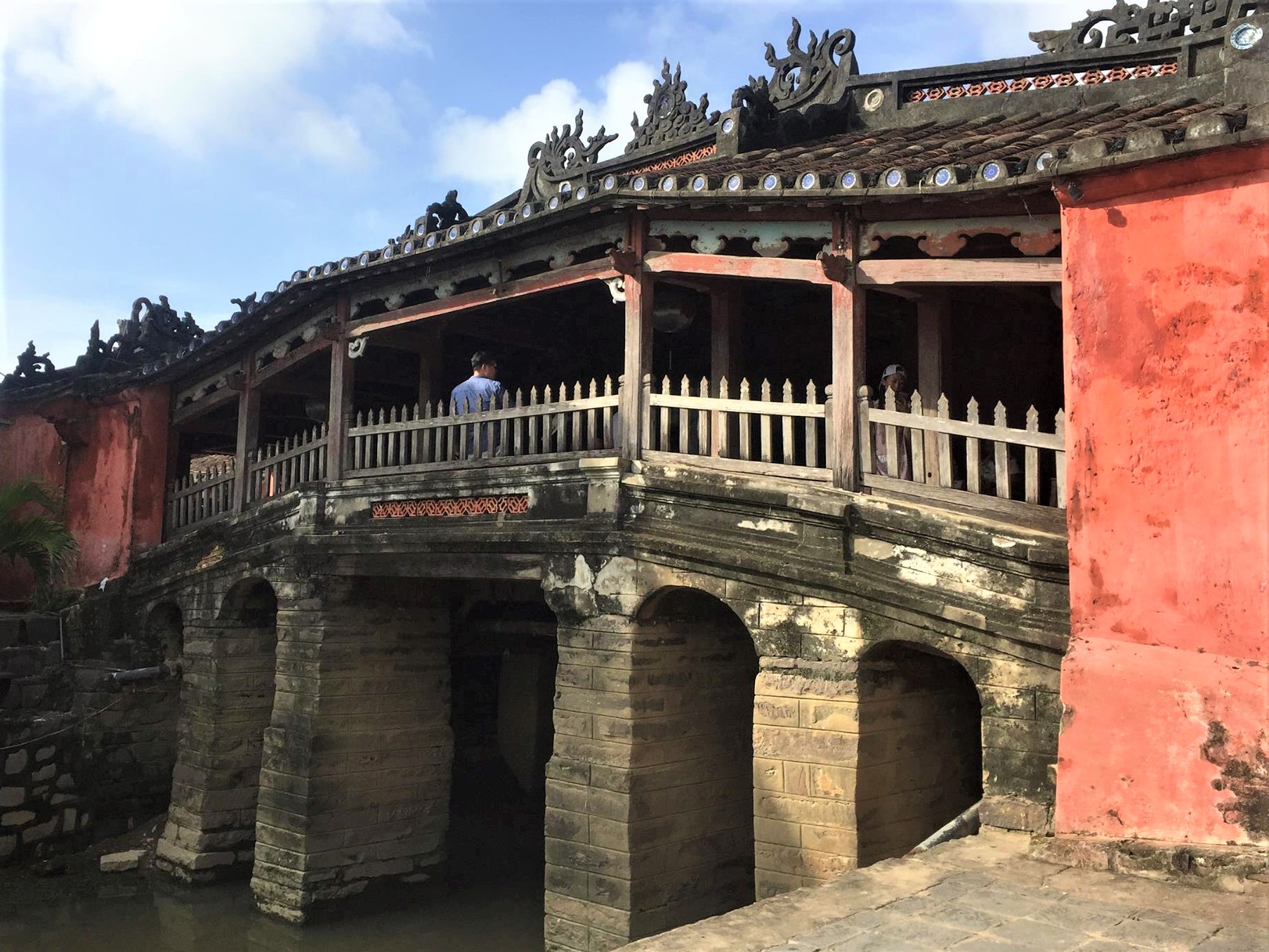 They visited the Japanese Bridge - a must-see place in Hoi An