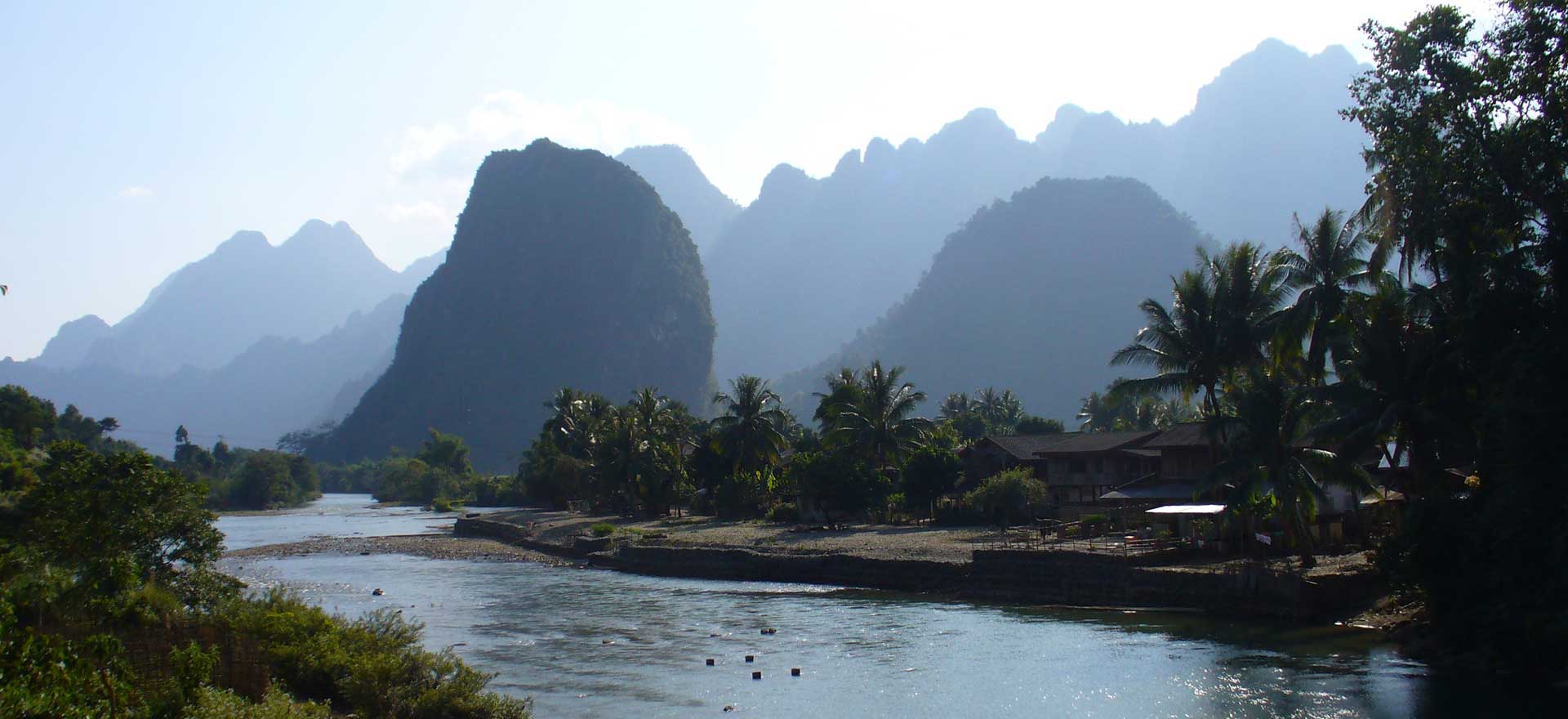 Laos auf dem Weg entdecken 